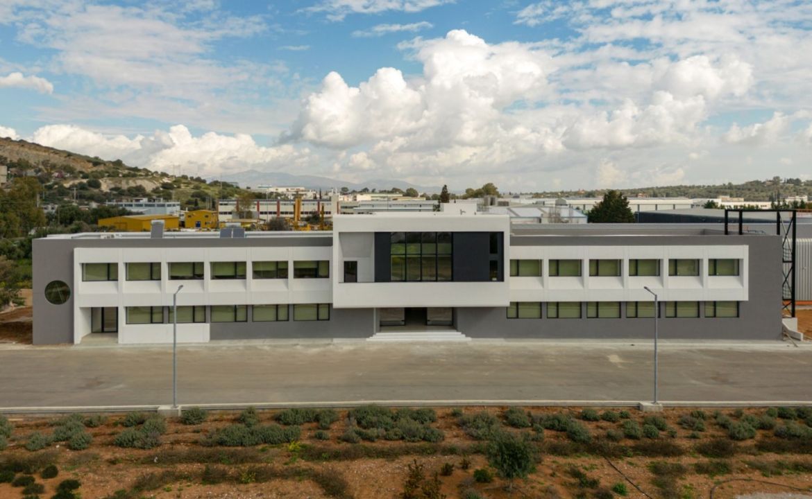 a37d16a13d68566c11d3654eee1c37e6 photo